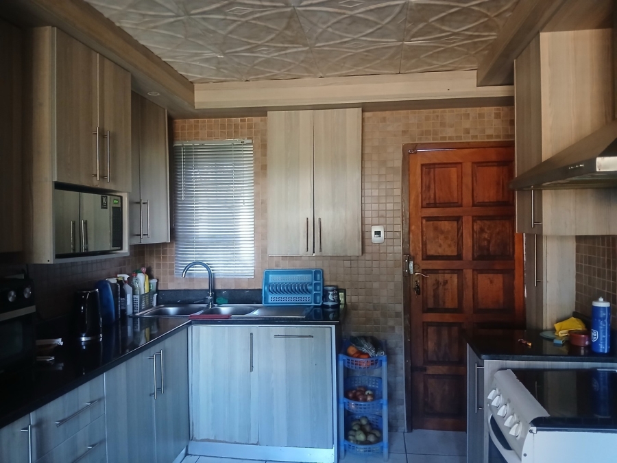 4 Bedroom Property for Sale in Sunnyridge Ext 3 Eastern Cape
